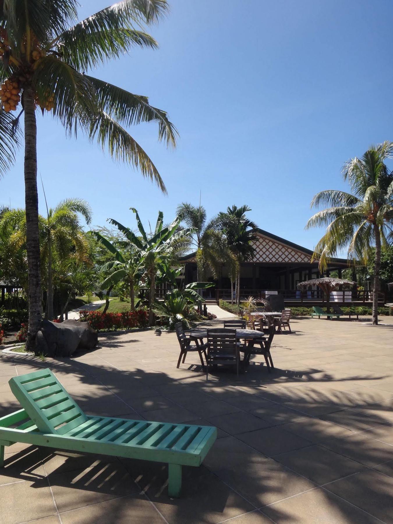 Siufaga Beach Resort Tuasivi Eksteriør billede
